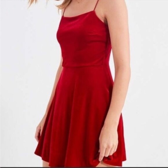 Urban Outfitters red velvet mini dress size L - Picture 1 of 6